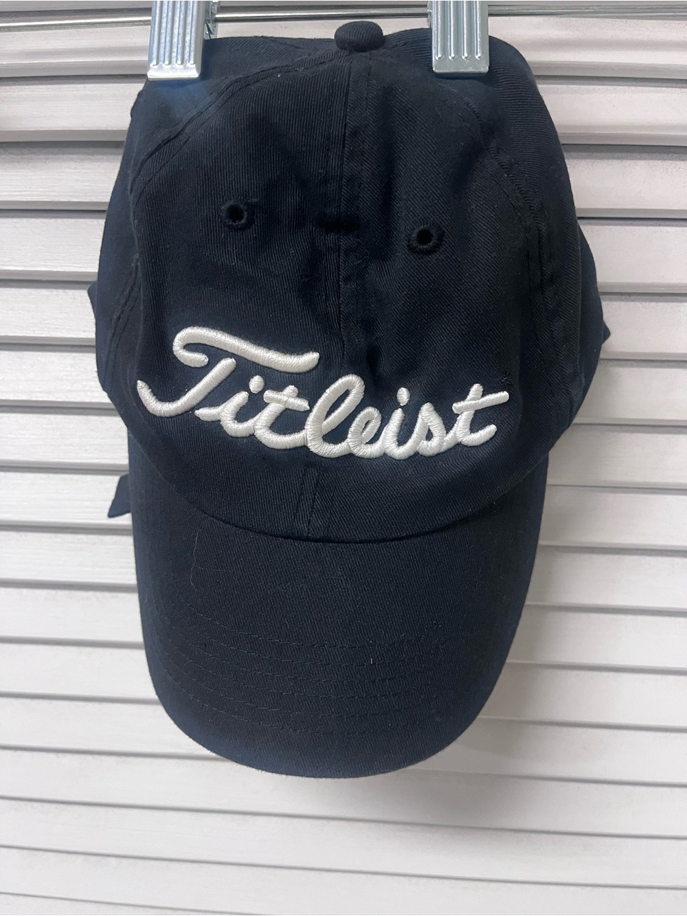 Titleist black cap. OS